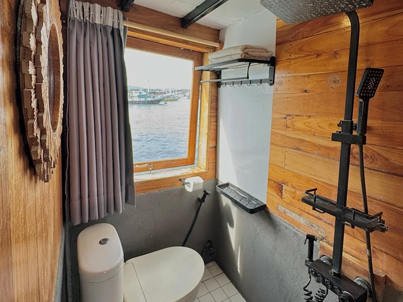 Private Ocean View Room - Image 1